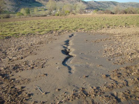 sand ejecta, Piniada Valley